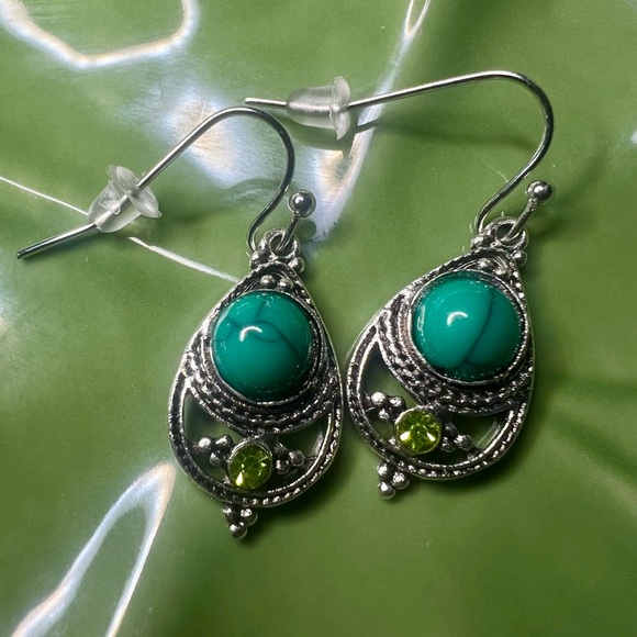 Jewelry - Silver Tone Vintage Style Faux Turquoise Drop Earrings w/ Green Crystals